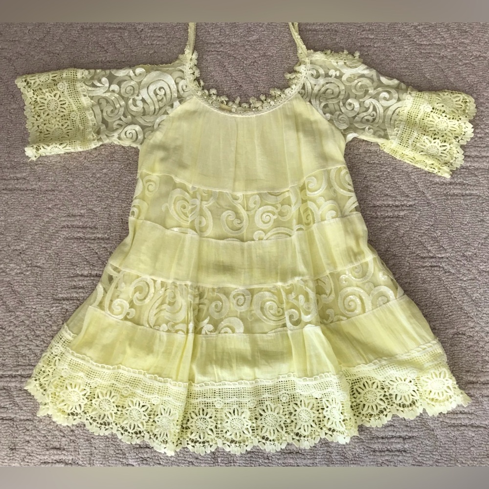 Unknown Pale Yellow Summer Dress